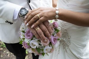 Bouquets Clock Watch Fingers Wedding Two Hands 566749 1280x853